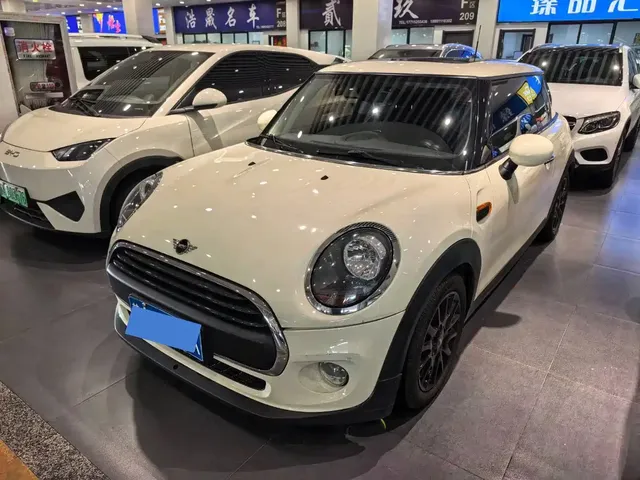 MINI MINI 2018 1.5T ONE PLUS