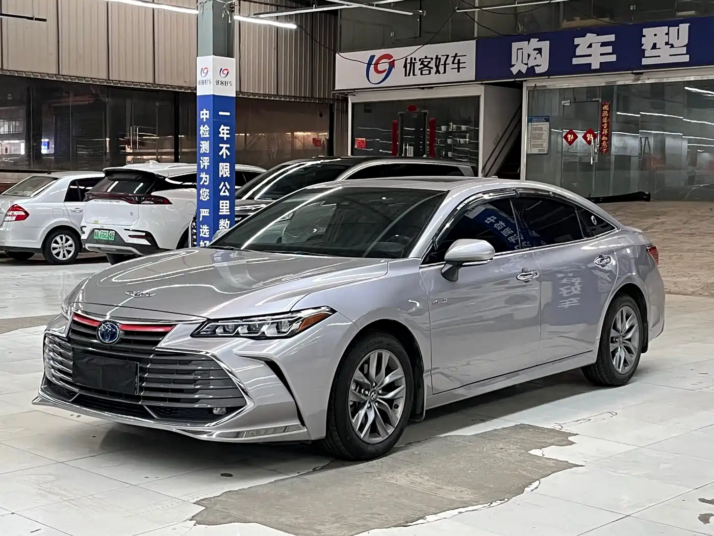 Toyota Avalon 2019 Hybrid 2.5L Luxury Edition China VI