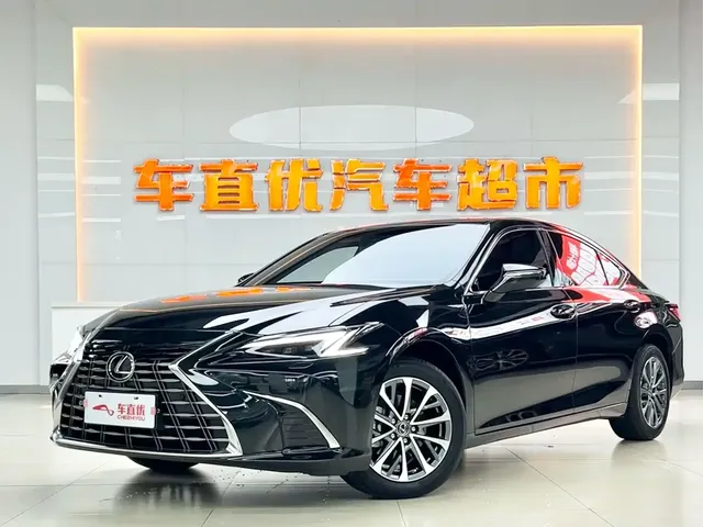 Lexus ES 2025 200 Ultimate Edition