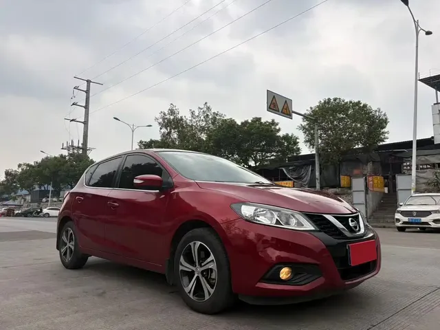 Nissan Tiida 2020 1.6L CVT Smart Edition