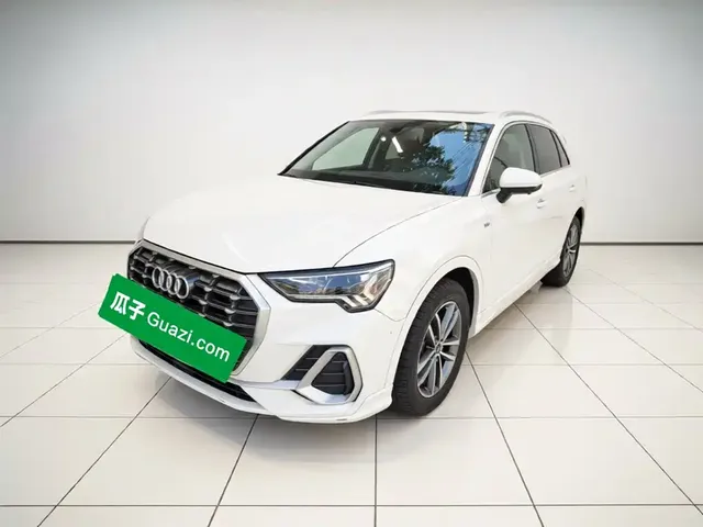 Audi Q3 2021 35 TFSI Progressive Sport