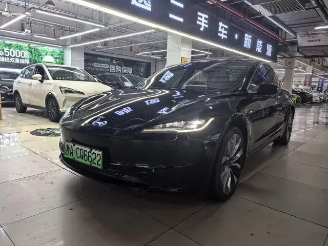 Tesla Model 3 2023 Rear-Wheel Drive
