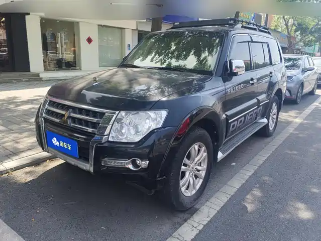 Mitsubishi Pajero 2006 Model 3.8L AT GLS