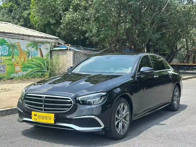 Mercedes-Benz E-Class 2023 E 300 L Fashion