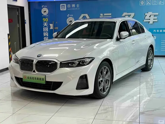 BMW i3 2022 eDrive 35 L