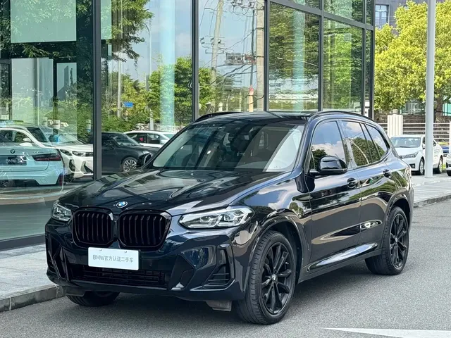 BMW X3 2023 xDrive30i Leading M Night Package