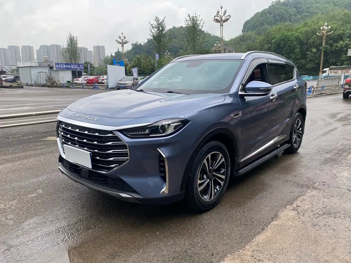 Jetour X70 PLUS 2022 1.5T CVT Mountain 7-seater