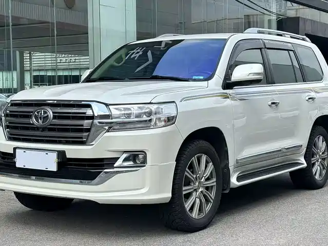 Toyota Land Cruiser (Import), 2018