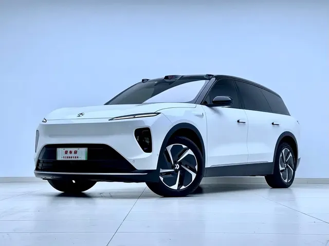 NIO ES8 2023 75kWh