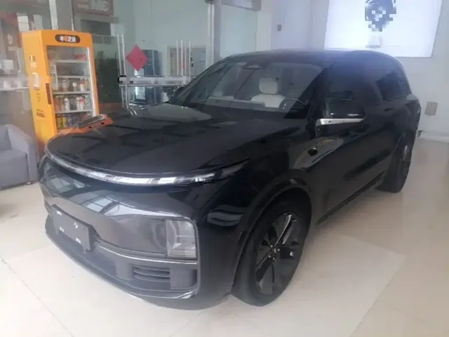 Li Auto Li L8 2023 Pro