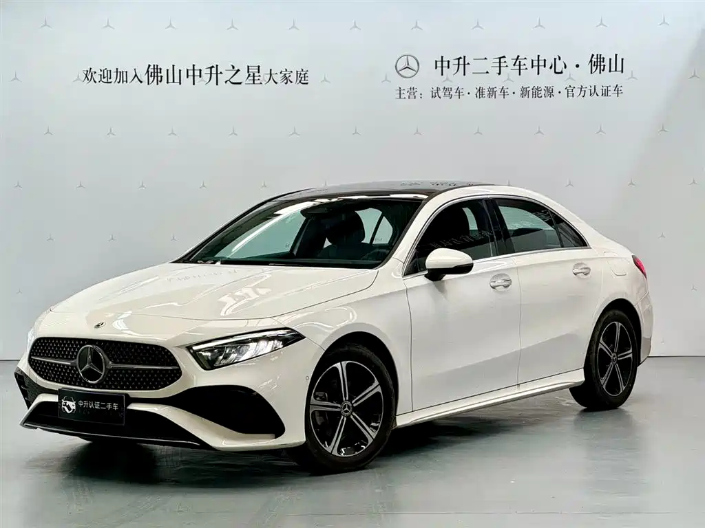 Mercedes-Benz A-Class 2024 Facelift A 200 L Fashion
