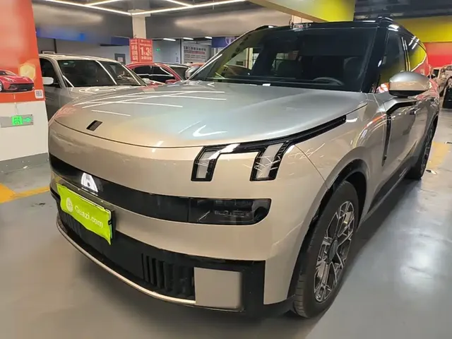 Lynk & Co 900 2025 2.0T Ultra
