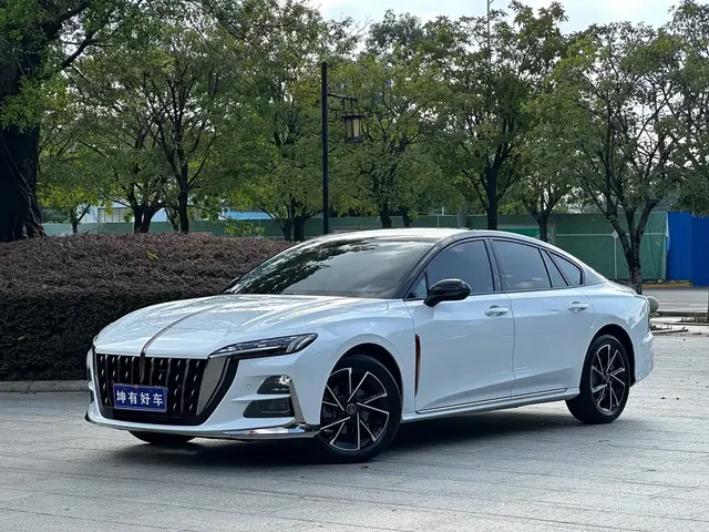 Hongqi H6 2025 Model 2.0T Beauty Edition