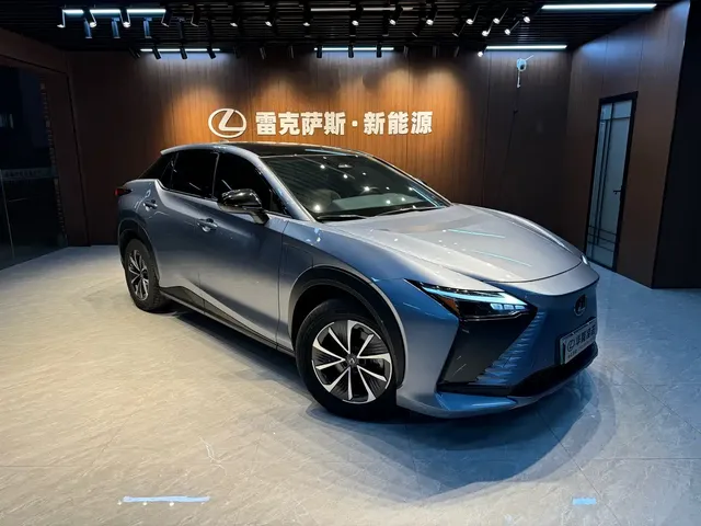 Lexus RZ 2023 450e 4WD Deluxe
