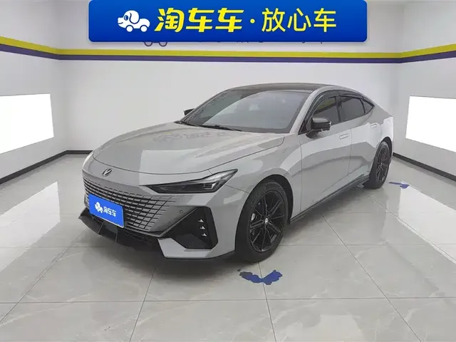 Changan UNI-V 2022 1.5T Premium Model