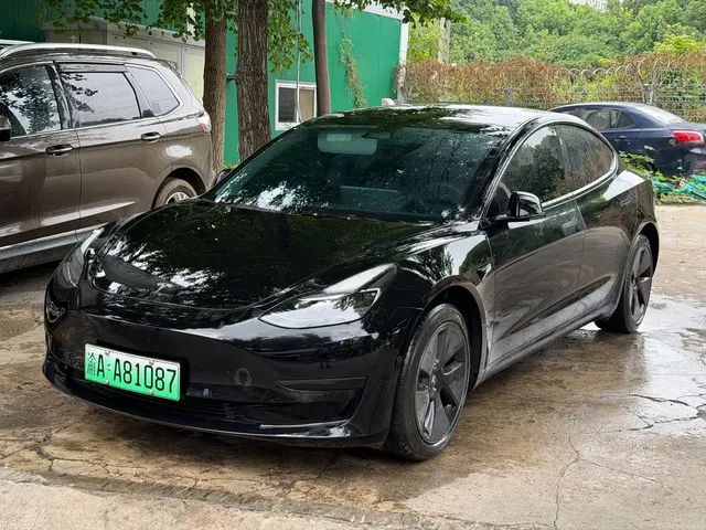 Tesla Model 3 2022 Model Rear-Wheel Drive Version