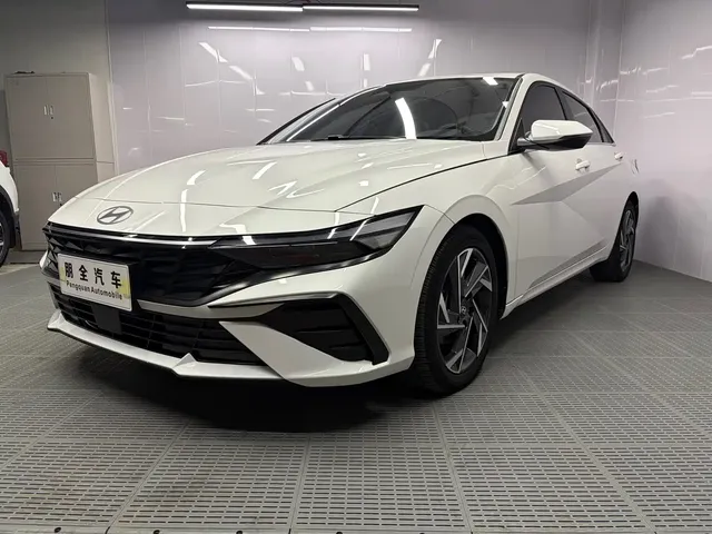 Hyundai Elantra 2023 Model 1.5L CVT LUX Premium Edition