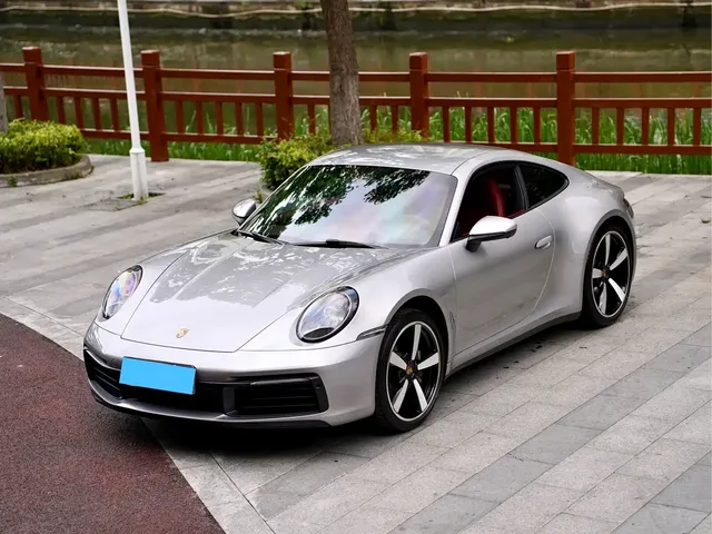 Porsche 911 2022 Carrera 3.0T
