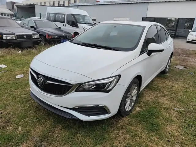 Buick Verano 2019 Sedan 20T Dual Clutch Leading