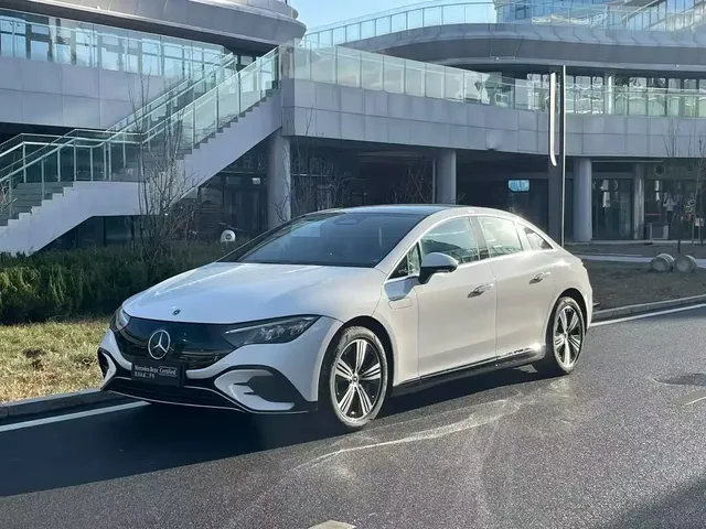 Mercedes-Benz EQE 2025 500 4MATIC Pioneer