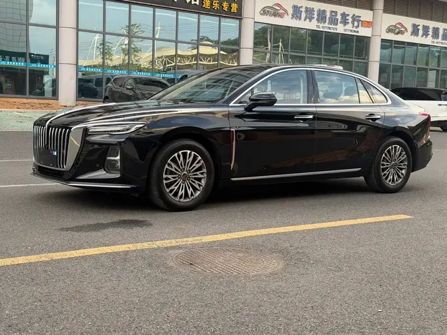 Hongqi H5 2025 1.5T DCT Flag Rhythm 500,000 Units Memorial Edition