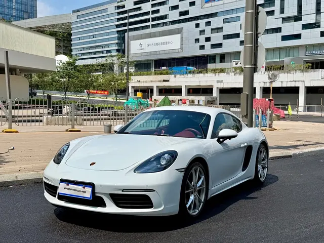 Porsche 718 2022 Cayman 2.0T