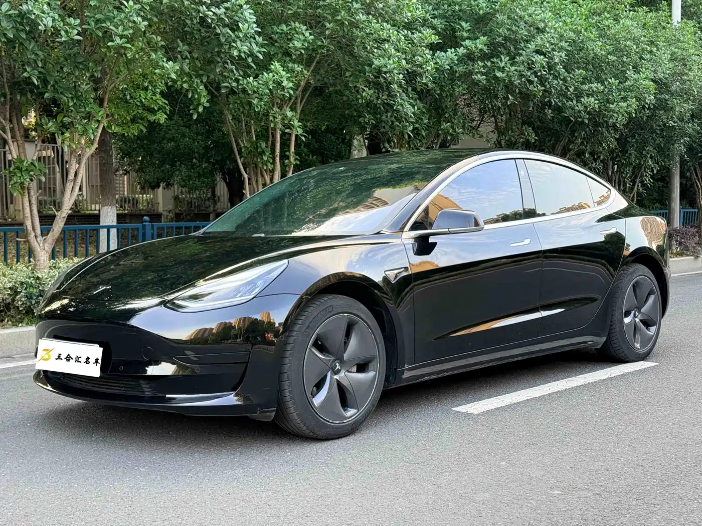 Tesla Model 3 2020 Standard Range Rear-Wheel Drive Upgrade