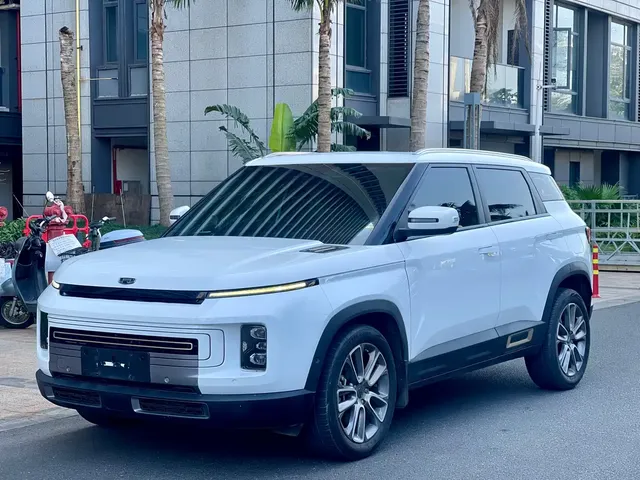 Geely ICON 2020 1.5TD i9 BSG