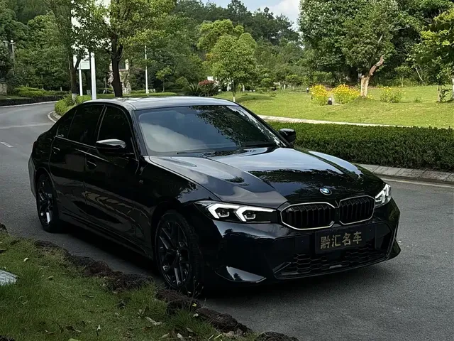BMW 3 Series 2025 330Li M Sport Night Edition