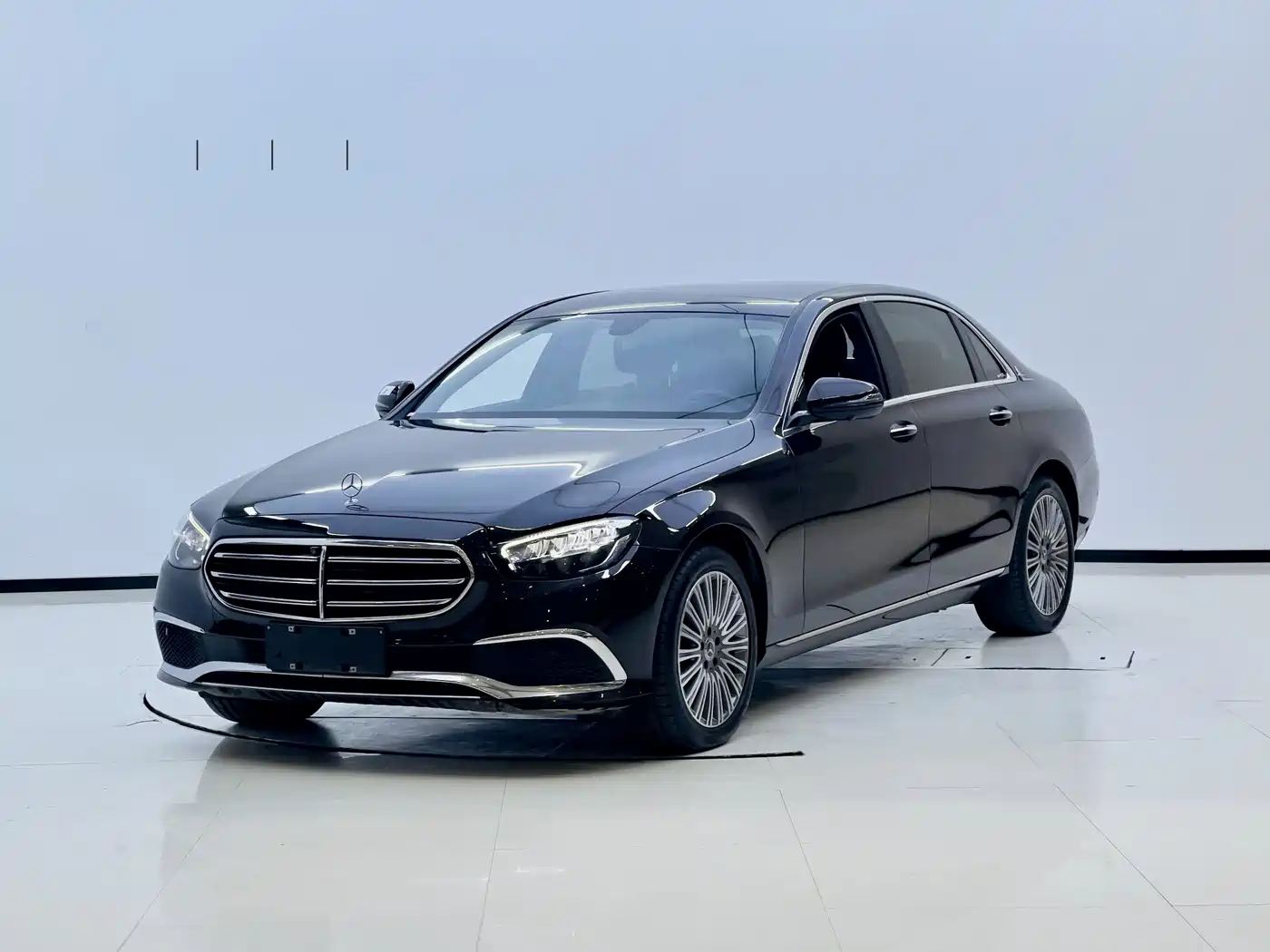 Mercedes-Benz E-Class 2023 E 300 L Luxury