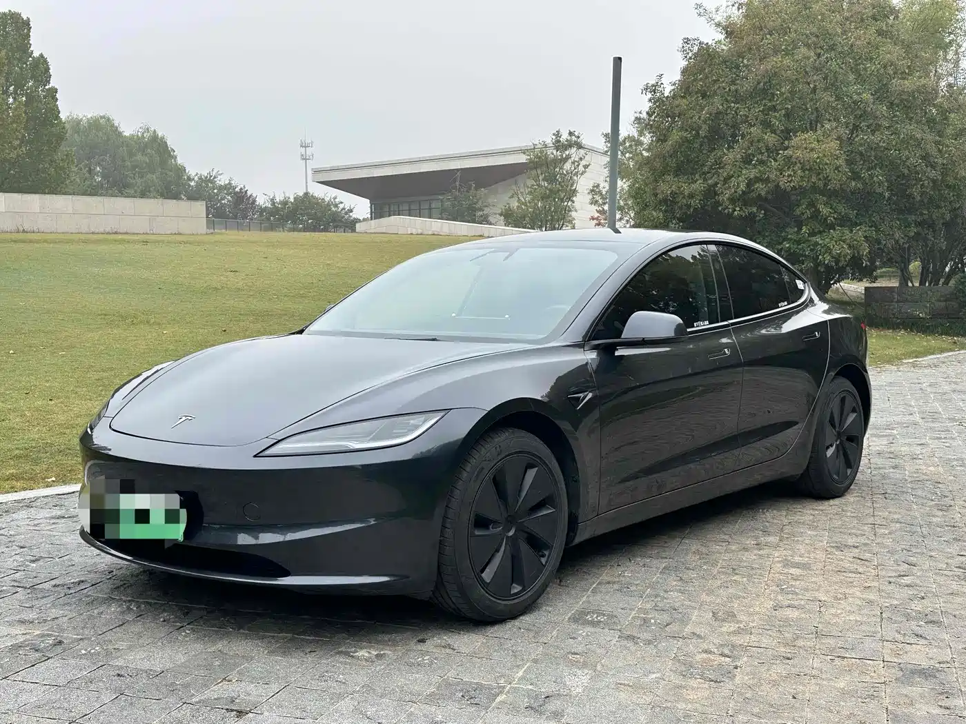 Tesla Model 3 2025 Model Rear-Wheel Drive Edition