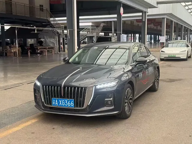 Hongqi H5 2023 2.0T Auto Smart Connect Flagship
