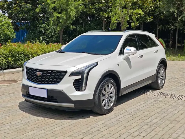Cadillac XT4 2020 Facelift 28T 2WD Leading