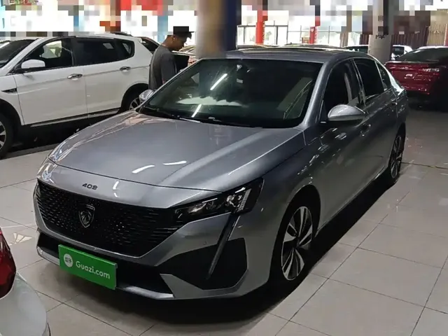 Peugeot 408 2022 1.6T Light Chaser Edition