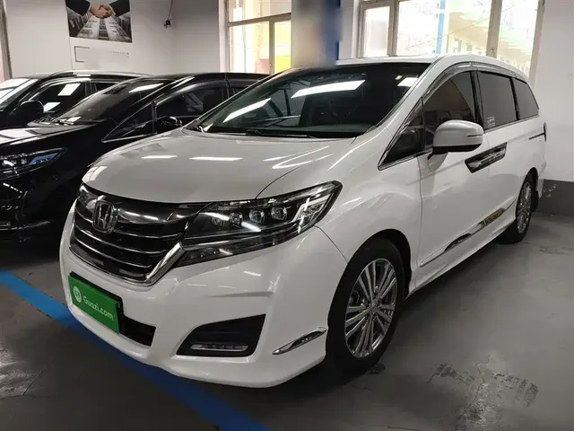 Honda Elysion 2016 2.4L Ultimate Edition