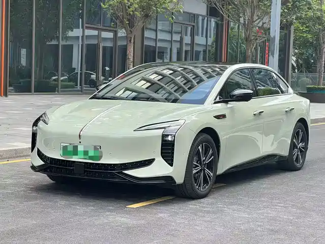 Hongqi EH7 2025 600 Smart Selection Edition