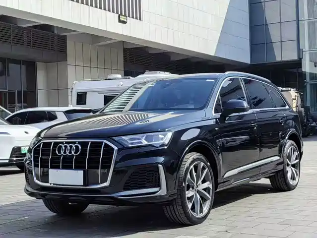 Audi Q7 2022 55 TFSI quattro S line Sport