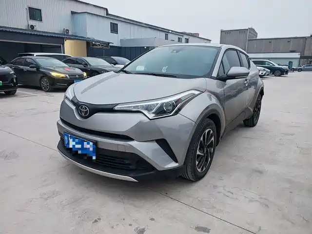 Toyota IZOA 2021 2.0L Yixiang Edition