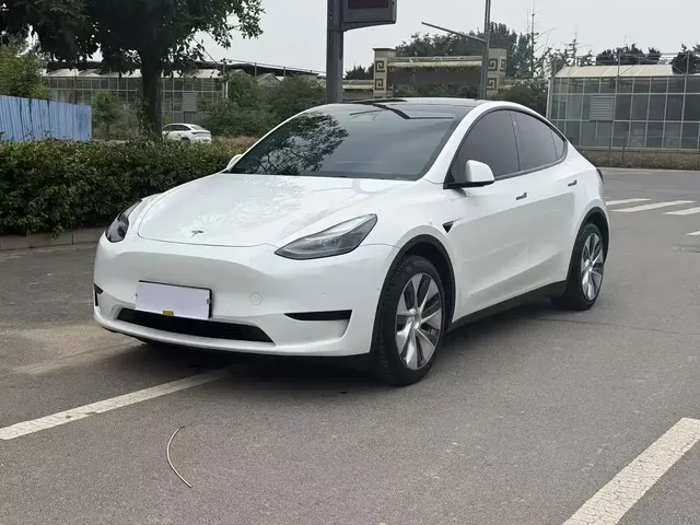 Tesla Model Y 2022 Facelift Rear-Wheel Drive Version