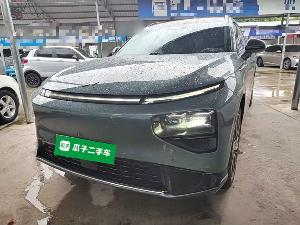 XPeng G9 2025 680 Ultra Long Range AWD Max