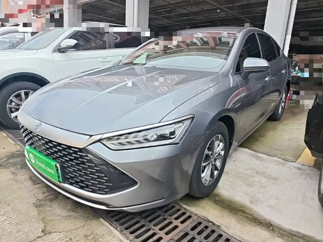 BYD Qin PLUS 2024 Glory Edition DM-i 55KM Leading
