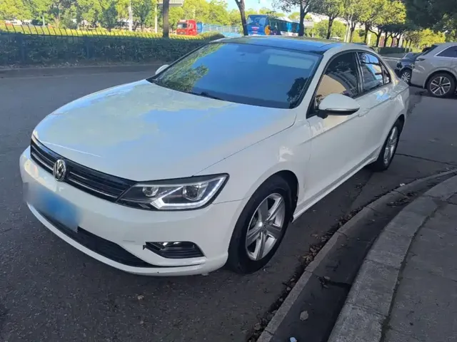 Volkswagen Lamando 2018 230TSI DSG Trend Edition