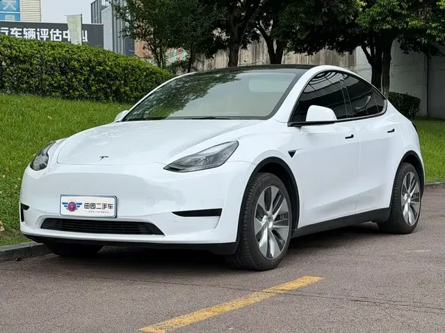 Tesla Model Y 2022 Facelift Rear-Wheel Drive Version