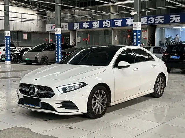 Mercedes-Benz A-Class 2021 A 200 L Sport Sedan Fashion Edition