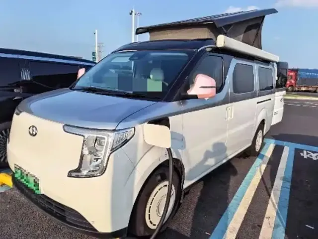 Ruichi R5 2025 Passenger Smart Ultra-Fast Charging Edition Surpassing Type I 6-Seater