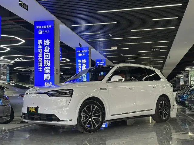 AITO Wenjie AITO M7 2026 Extended Range Base Model 6-Seater