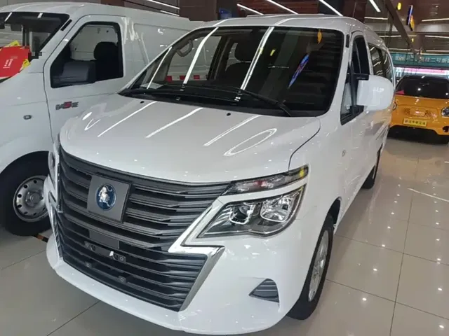 Dongfeng Fengxing Lingzhi New Energy 2025 460km Basic 9-seater