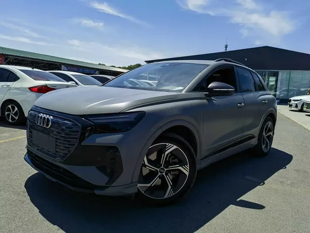 Audi Q4 e-tron 2023 40 e-tron Creation Night Edition