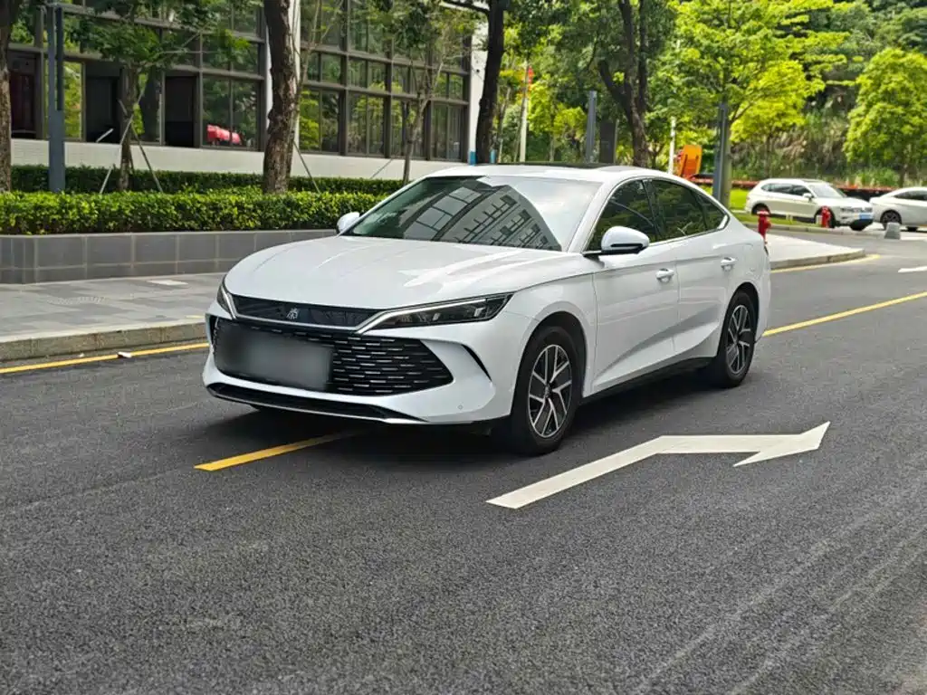 BYD Qin L 2024 DM-i 120KM Superior Edition
