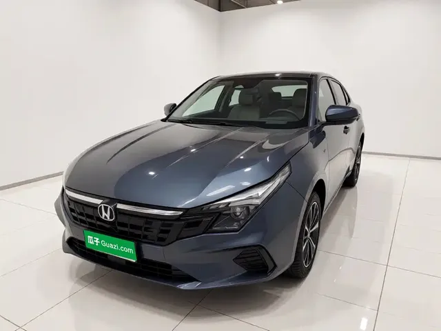 Changan UNI-Z New Energy 2024 Blue Whale Smart Electric iDD 125km Excellence Model